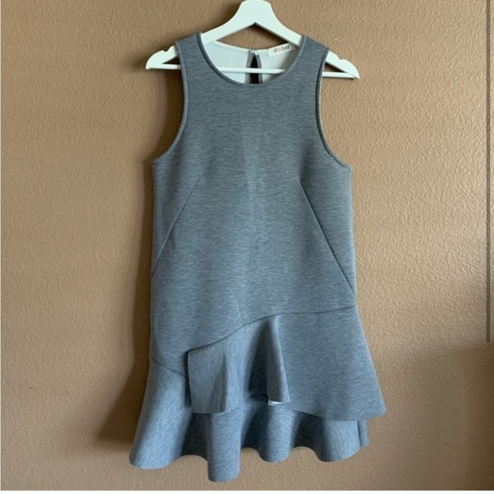 Steezyer lula ruffle dress Sz small stretchy